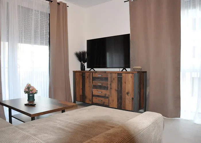 Modernes In B'heim 1 Og Wg3 アパート